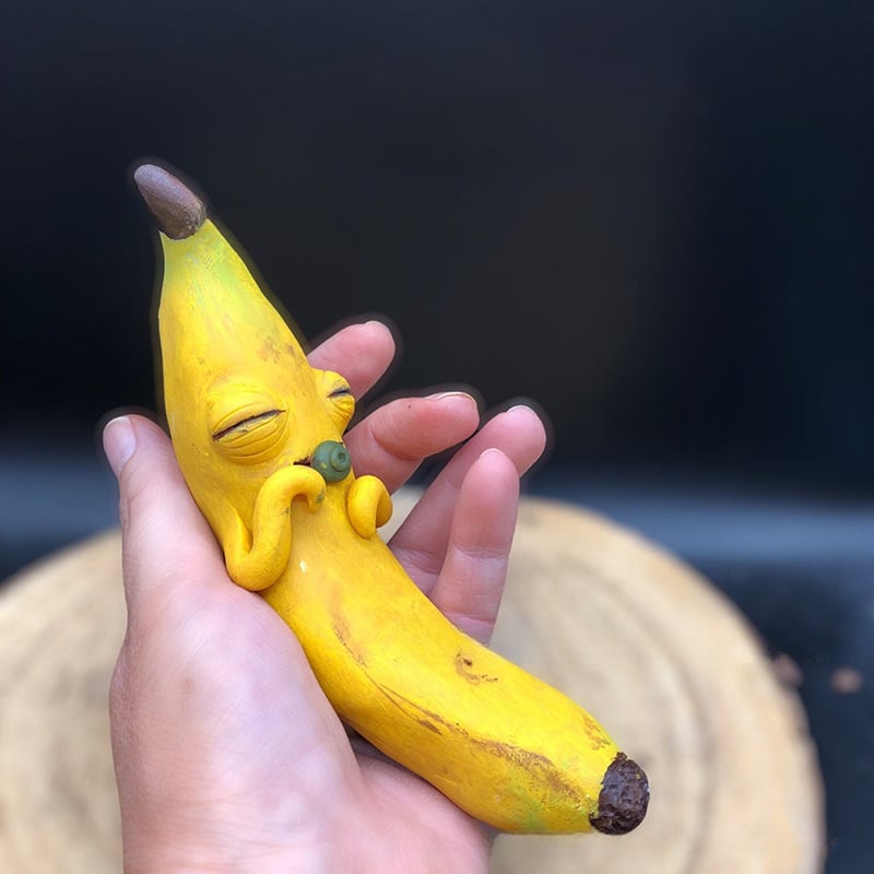 🍌 Halloween Funny Banana Resin Figurines with Googly Eyes
