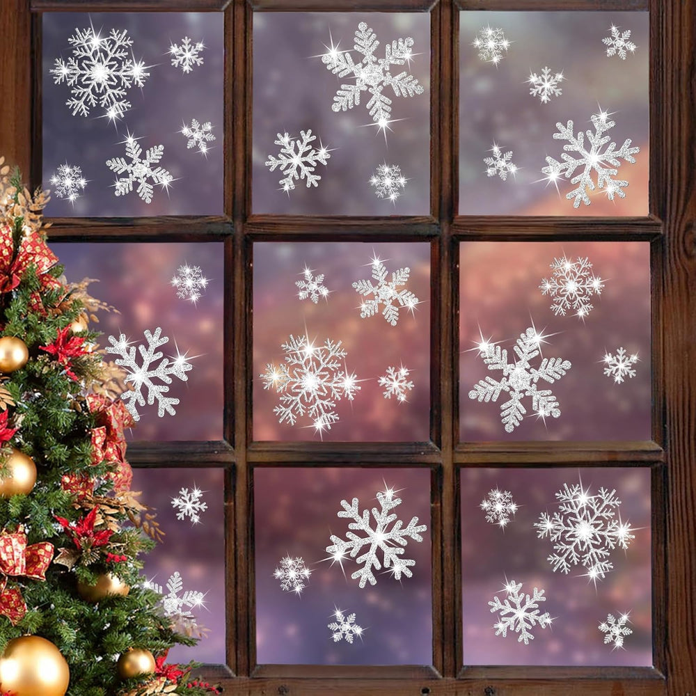 135Pcs Christmas Window Clings Snowflakes Window Decals Static Window Stickers for Christmas Decorations Windows Décor Ornaments Xmas Party Supplies Thanksgiving Party Décor