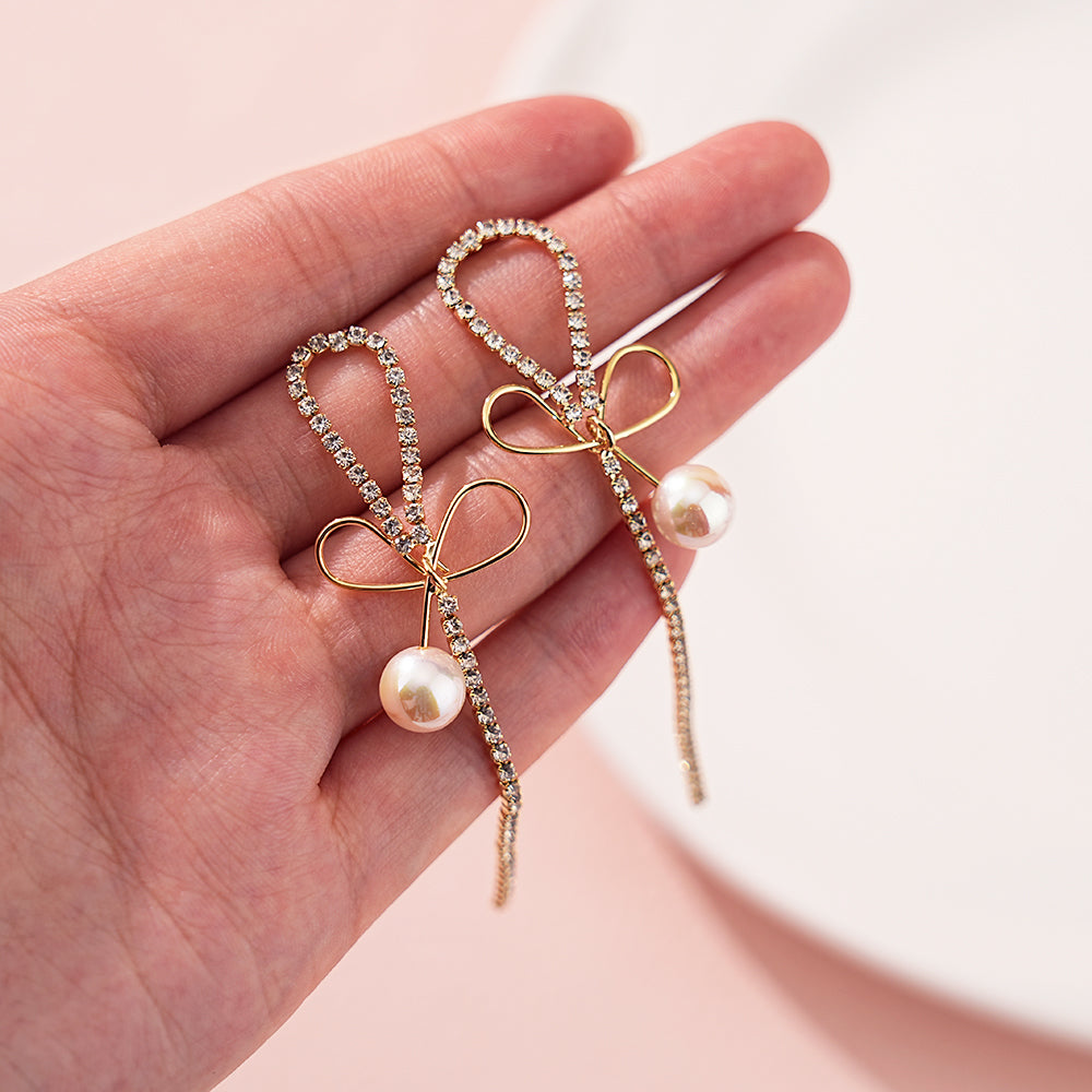 Pearl Earrings with Bowknot Design