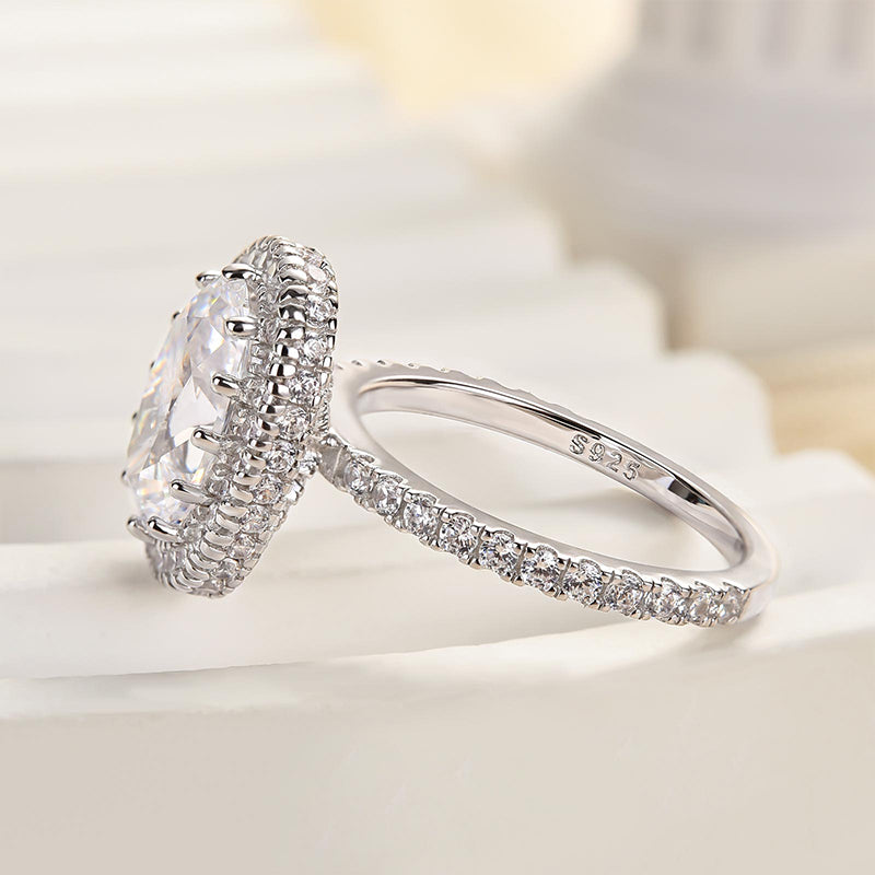 Maxine Excellent Halo Oval Cut Engagement Ring