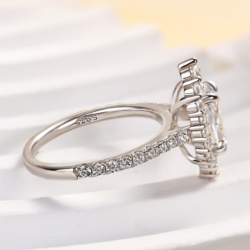 Unique Design Halo Oval Cut Sona Simulated Diamond Engagement Ring In Sterling Silver