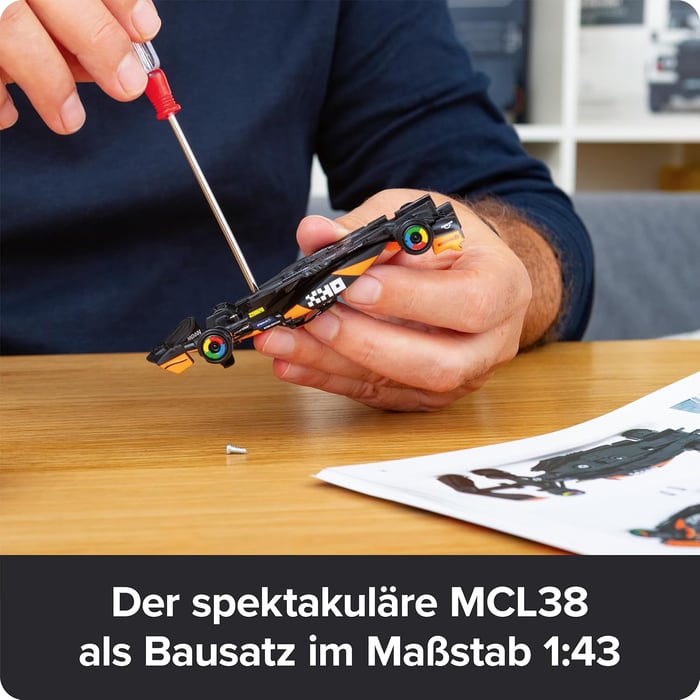 FRANZIS 67391 McLaren Racing Advent Calendar 2025 Model Kit
