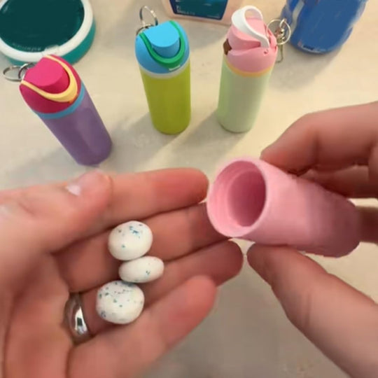 🔥Hot Sale 49% off🌟Mini water bottle lip balm storage keychain (💥Buy 5 Free Shipping)