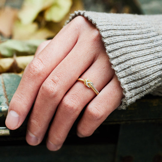 Two Strand Knot Ring