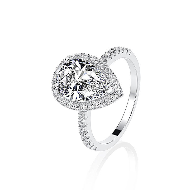 Classic 2.2 Carat Simulated Diamond Pear Cut Halo Engagement Ring for Her