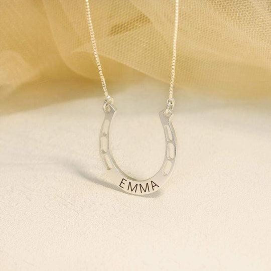 Christmas Gift lucky Horse Shoe Pendant with Cable Chain Silvery Necklace MelodyNecklace