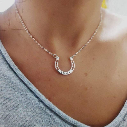 Christmas Gift lucky Horse Shoe Pendant with Cable Chain Silvery Necklace MelodyNecklace