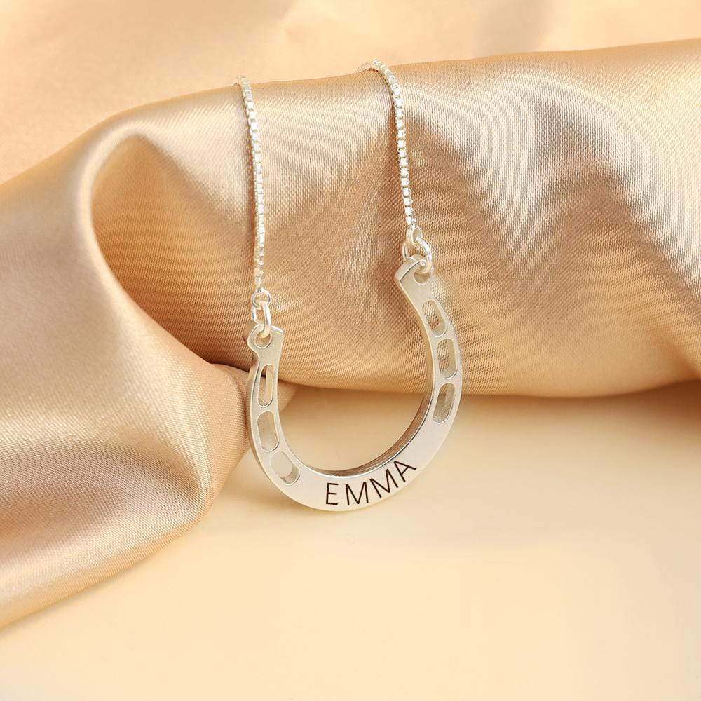 Christmas Gift lucky Horse Shoe Pendant with Cable Chain Silvery Necklace MelodyNecklace