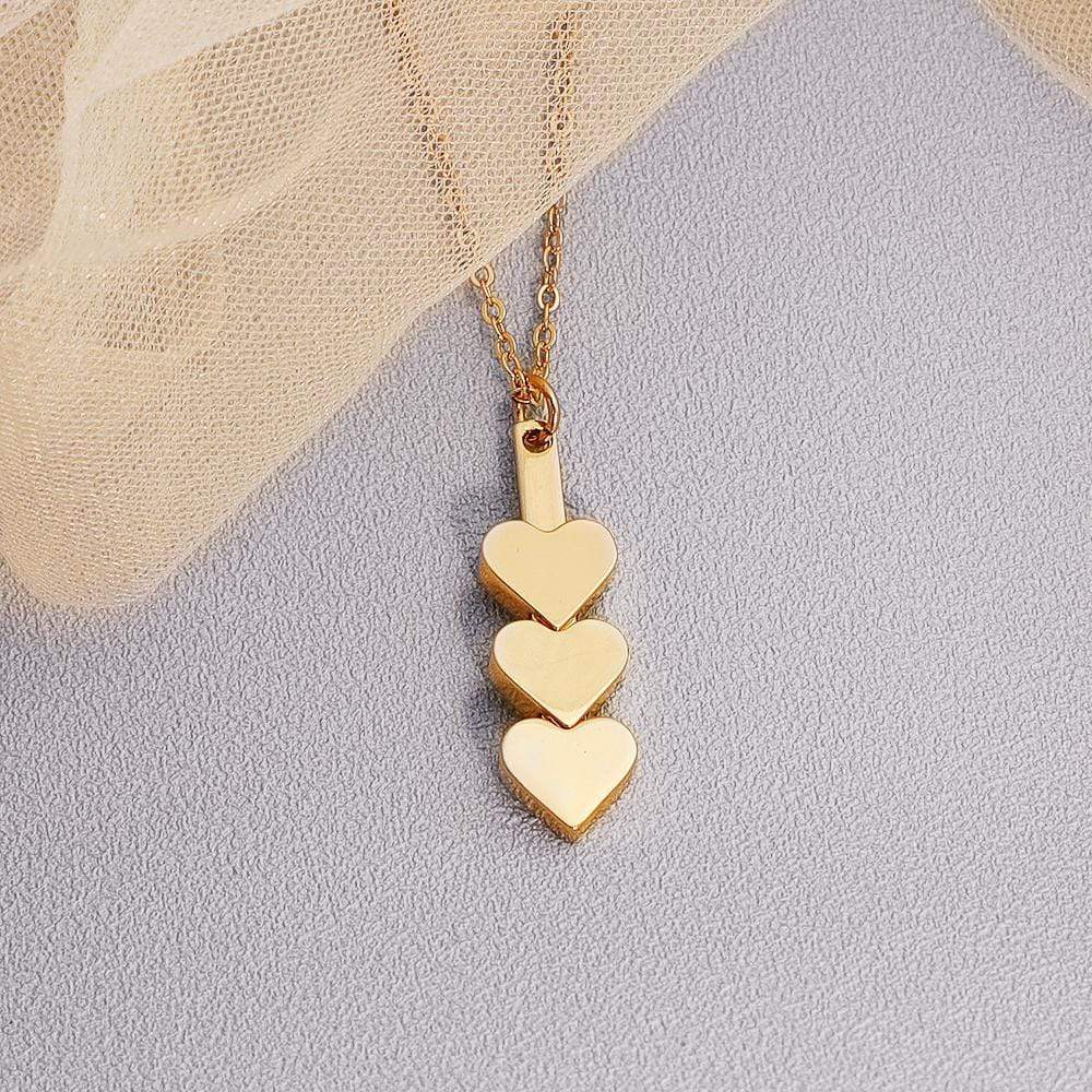 Christmas Gift Personalized Family Names With Three Hearts Pendant Necklace-Free engraving Gold Mom Necklace MelodyNecklace