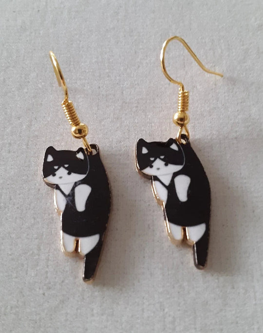 Dangling Cats Earring