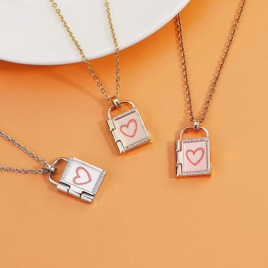 Lock Frame Necklace With personalized Photo and Engraving Myron Necklace MelodyNecklace