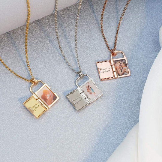 Lock Frame Necklace With personalized Photo and Engraving Myron Necklace MelodyNecklace