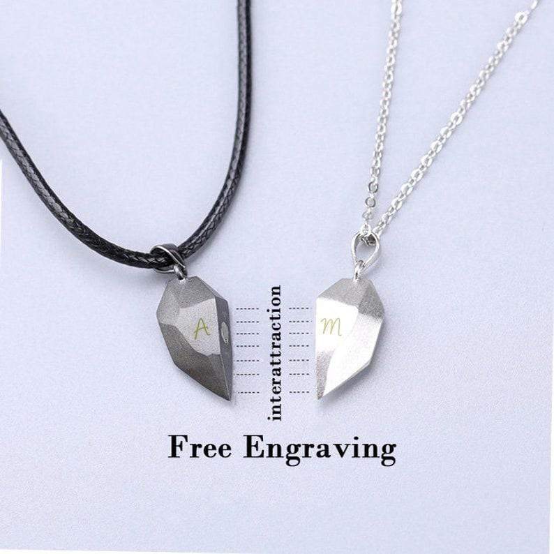 Magnetic Matching Necklace for Couples - 2 Pieces Make A Heart With Personalized Letteratching Couple Necklace MelodyNecklace