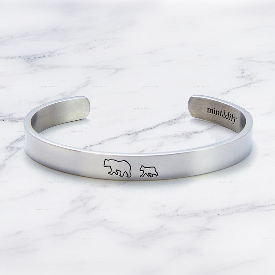 Mama Bear & Her Baby Bears Engraved Personalizable Cuff Bracelet Bracelet For Woman MelodyNecklace