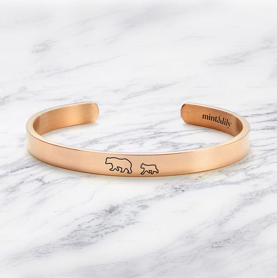 Mama Bear & Her Baby Bears Engraved Personalizable Cuff Bracelet Bracelet For Woman MelodyNecklace