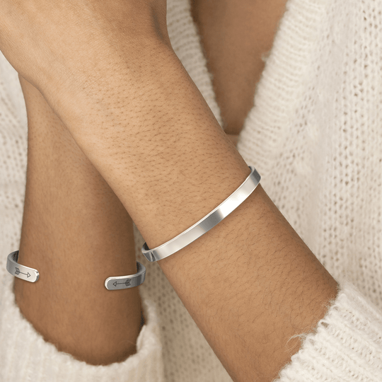 Mama Bear & Her Baby Bears Engraved Personalizable Cuff Bracelet Bracelet For Woman MelodyNecklace