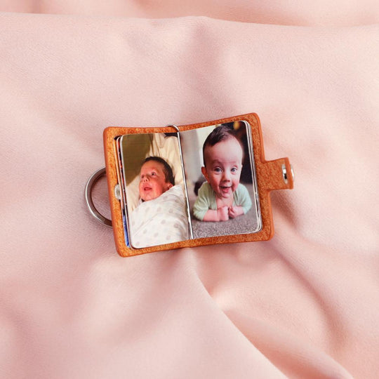 Personalized Photo Album Keychain in Leather Case Keychain MelodyNecklace