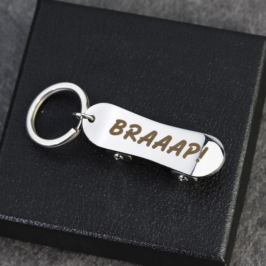 Personalized Skateboard Keychain Keychain MelodyNecklace